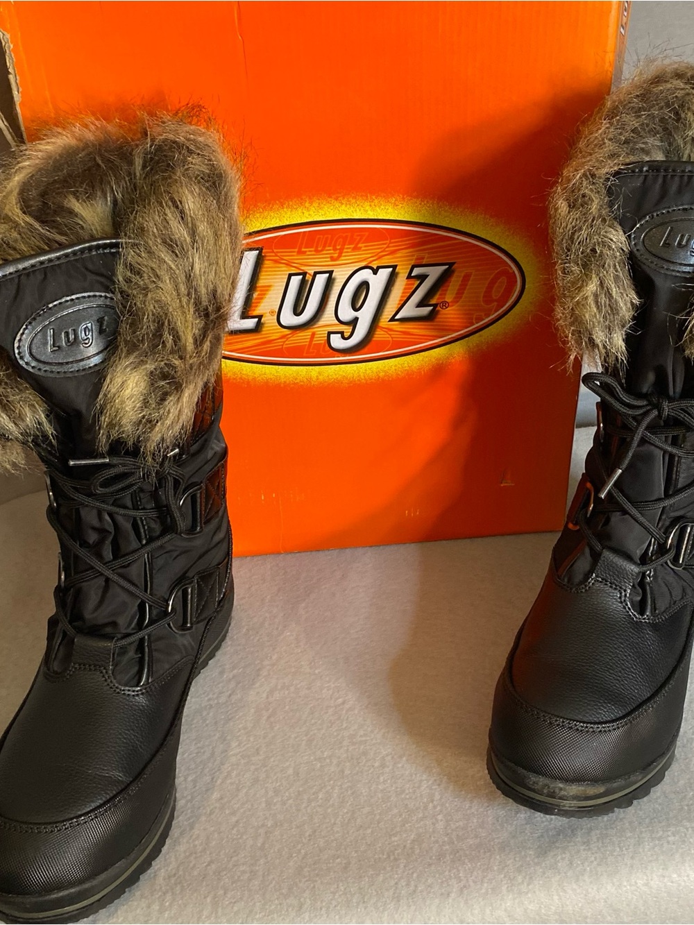 Lugz Black Winter Boots with Faux Fur Collar